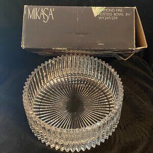 Mikasa 8" Hostess Bowl Diamond Fire